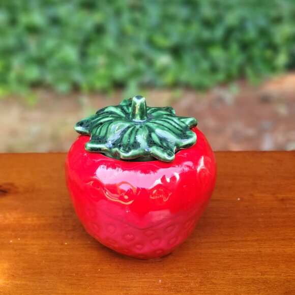 Vintage Strawberry Cookie Jar - Picture 7 of 7